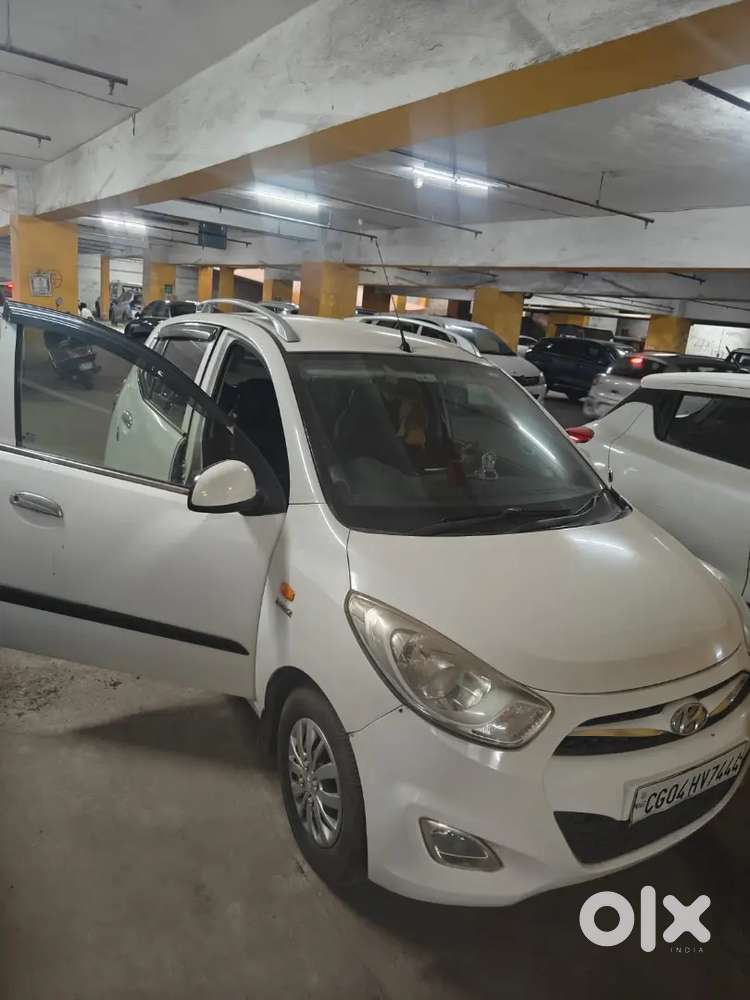 Hyundai I10 Sportz Petrol Manual 2015