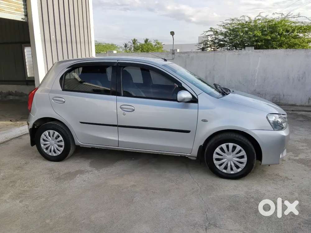 Toyota Etios Liva 2012 Manual