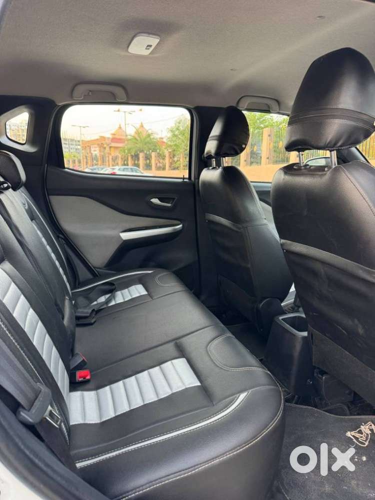 Nissan Magnite Xv Turbo, 2022, Petrol