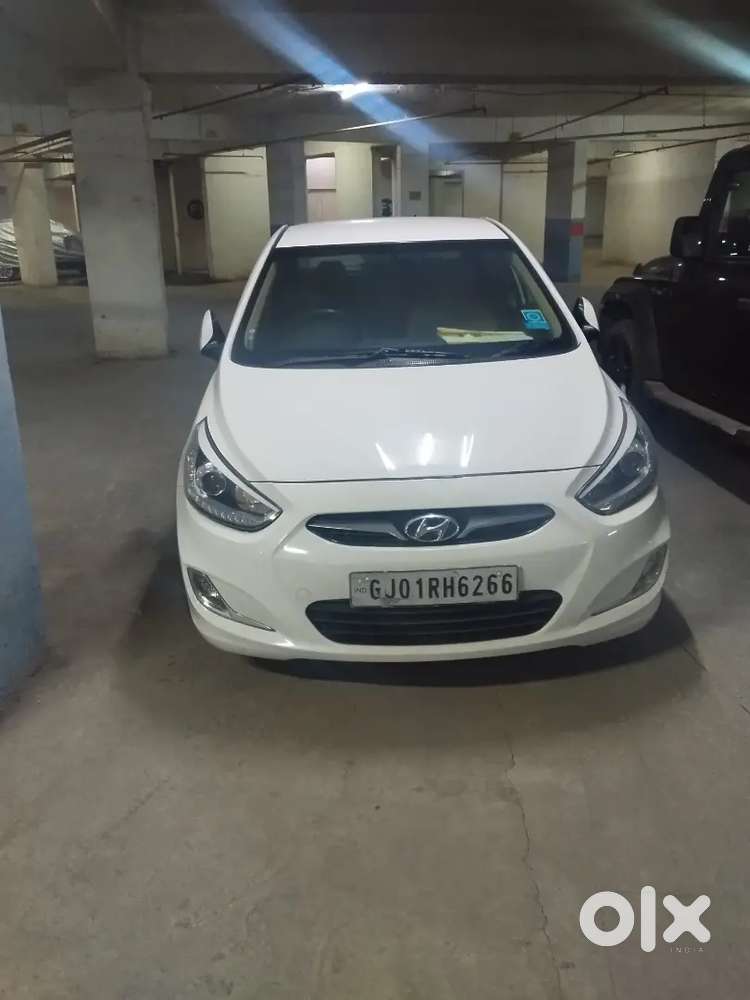 Hyundai Verna 2014 Petrol 102000 Km Driven
