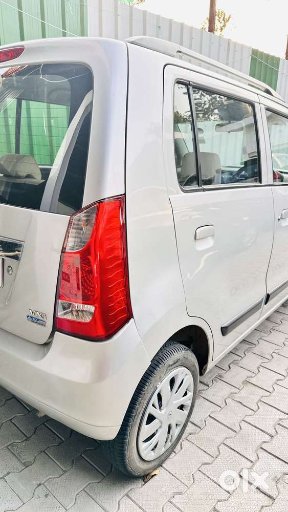 Maruti Suzuki Wagon R Vxi Amt Opt, 2017, Petrol