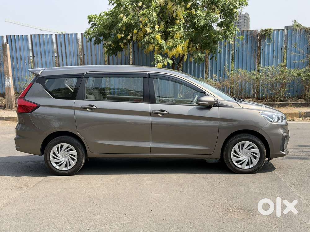 Maruti Suzuki Ertiga Vxi At Petrol, 2022, Petrol