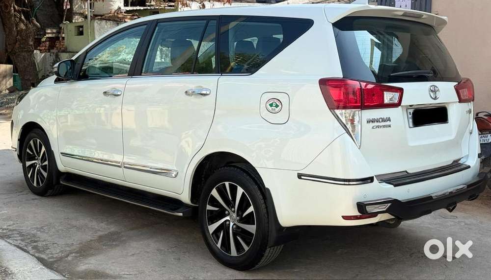 Toyota Innova Crysta 2021 Diesel Well Maintained
