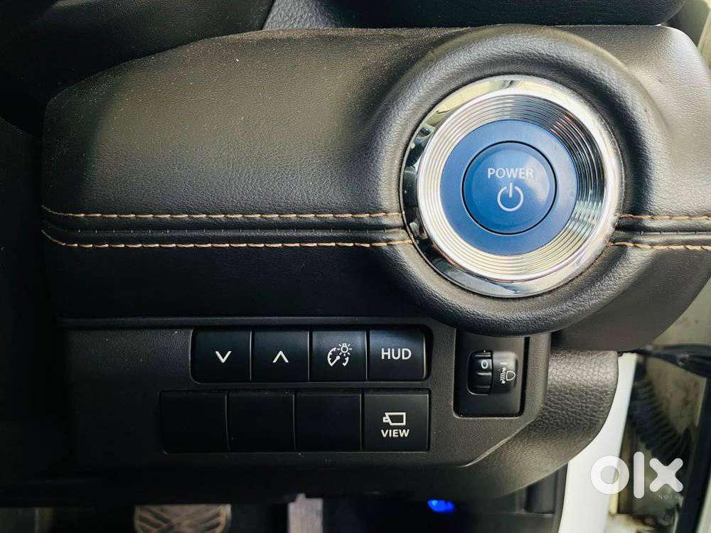 Maruti Suzuki Grand Vitara 1.5 Alpha Plus Intelligent Hybrid Ecvt, 2..