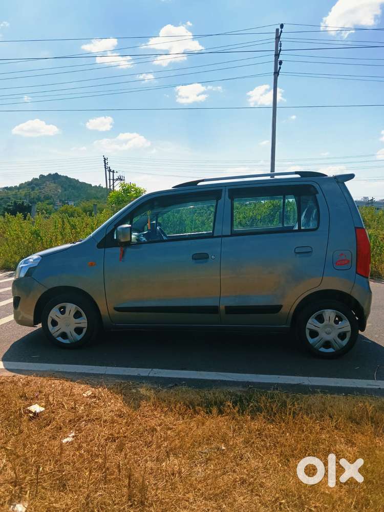 Maruti Suzuki Wagon R Vxi Amt1.2, 2017, Petrol