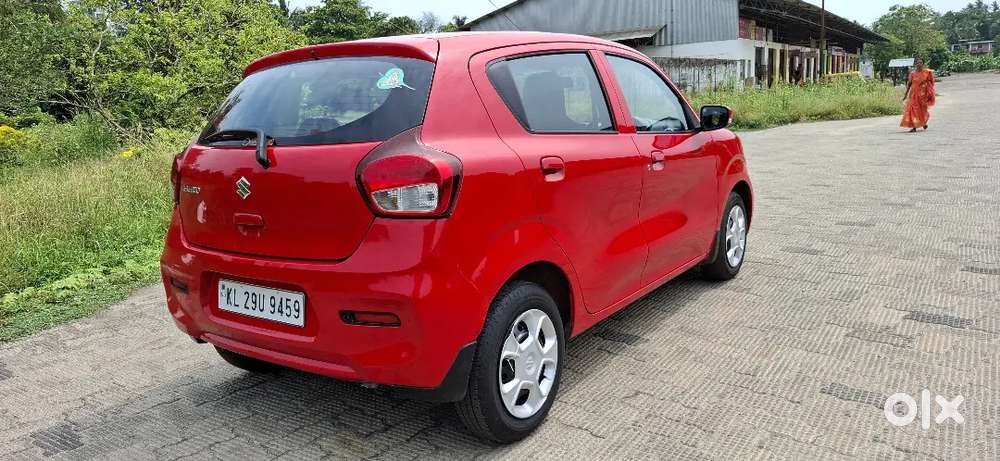 2022 December Celerio Zxi ,service Book Available , Company Service