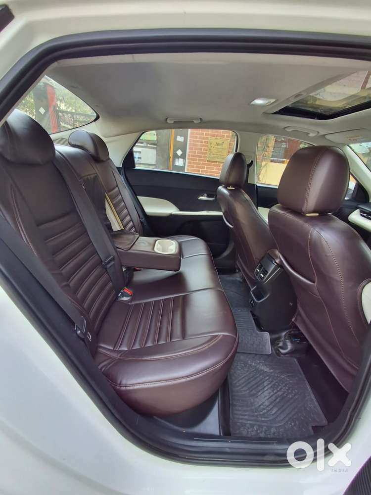 Hyundai New Verna Sx O 1.5 Turbo Gdi Mt, 2023, Petrol