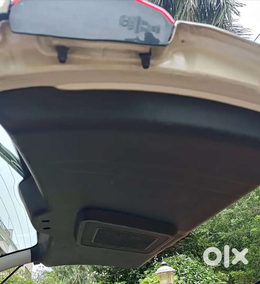 Automatic Tata Hexa 2017