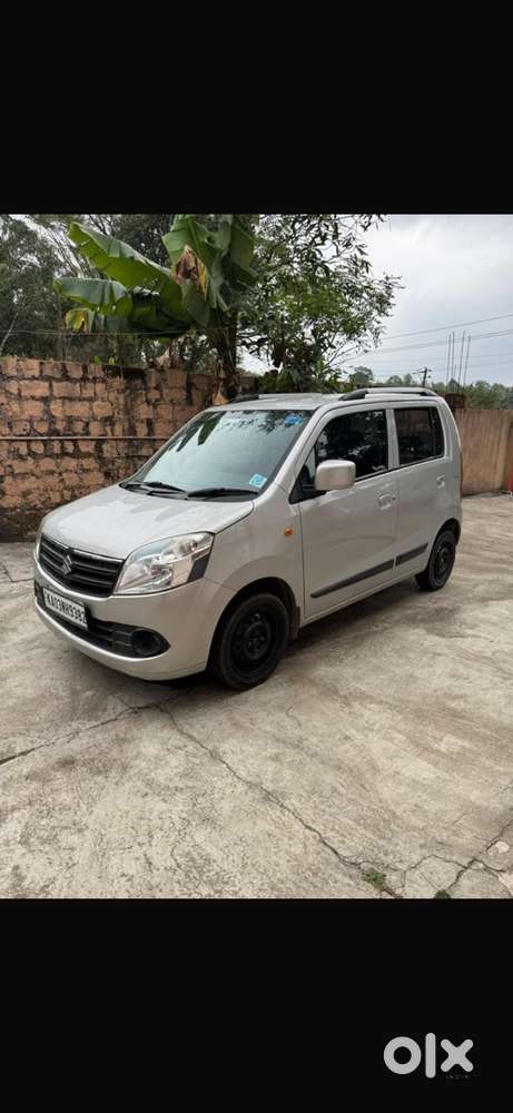Maruti Suzuki 2012 Petrol Manual