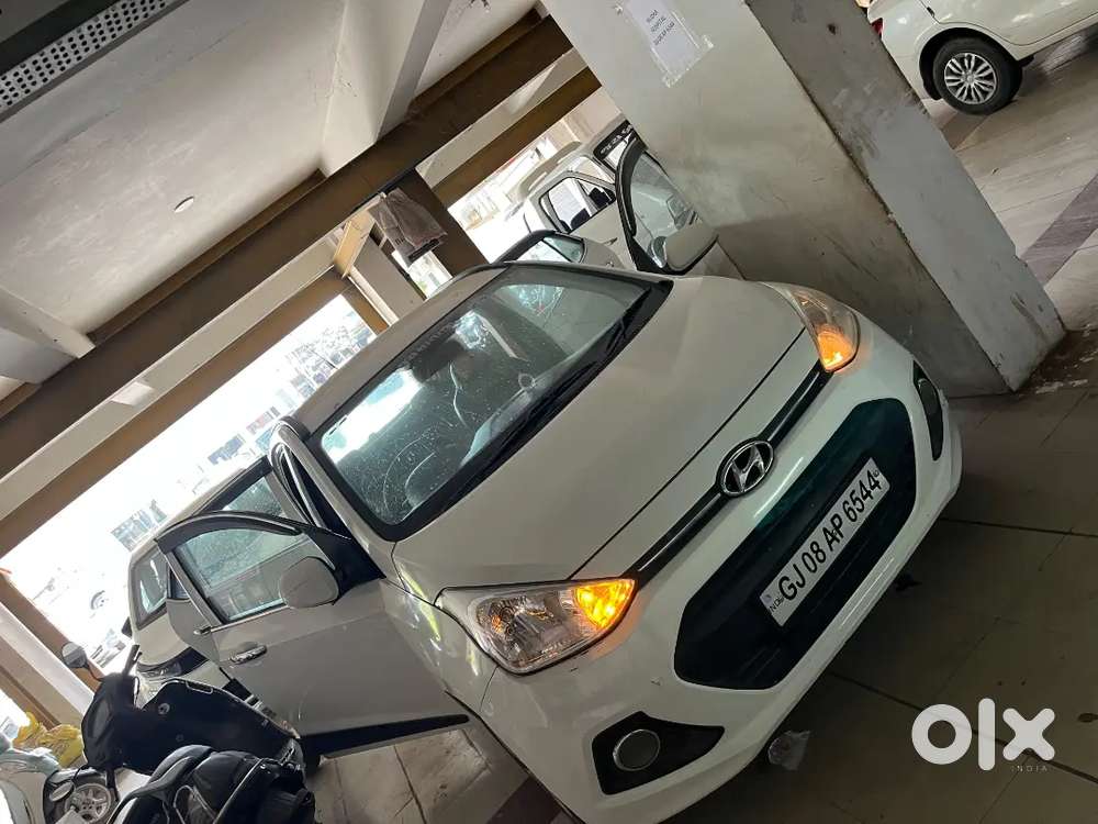 Hyundai Grand I10 Prime 2015 Diesel 150000 Km Driven