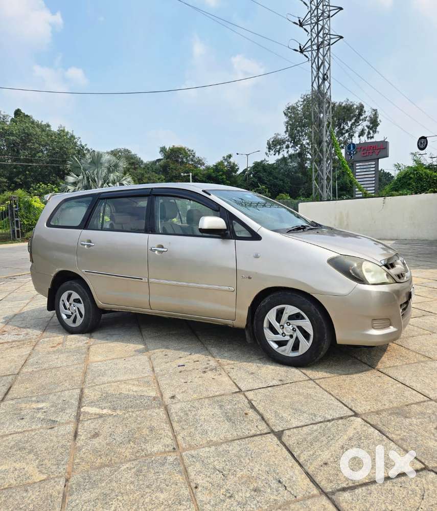 Toyota Innova 2.0 Vx 8 Seater Bs Iv, 2007, Diesel