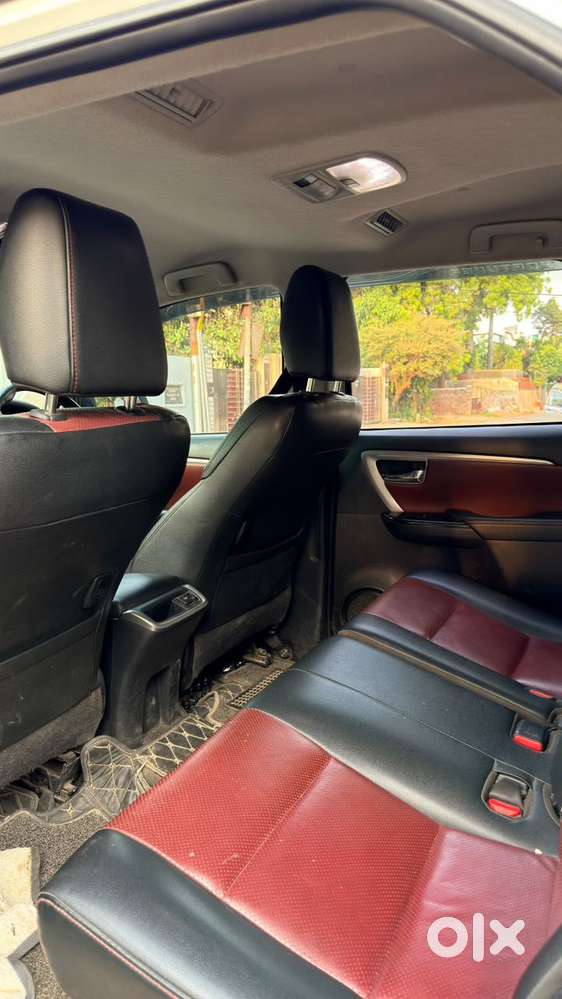 Toyota Fortuner Legender 4x2 At 2.8, 2024, Diesel