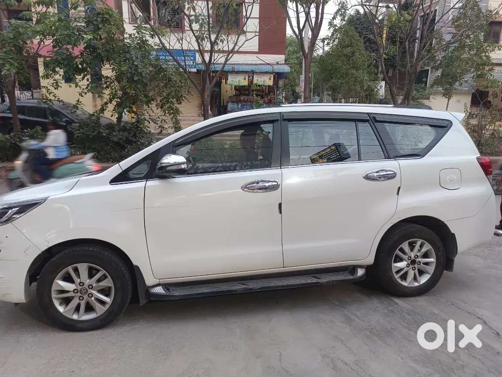 Toyota Innova Crysta 2017 Diesel  Manual
