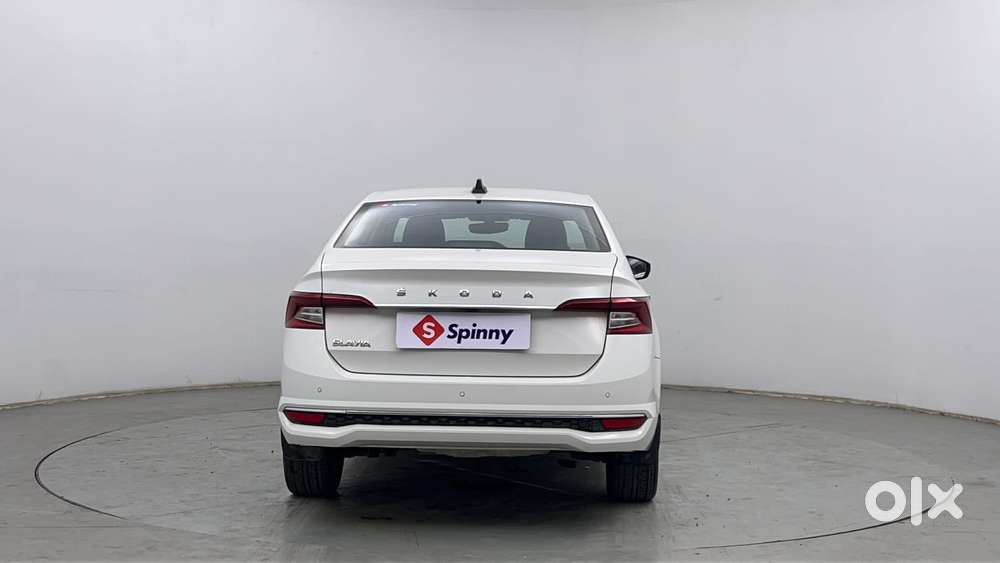 Skoda Slavia Style 1.5l Tsi Dsg, 2022, Petrol