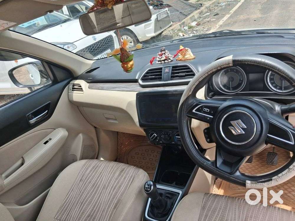 Maruti Suzuki Dzire 1.2 Vxi, 2023, Petrol