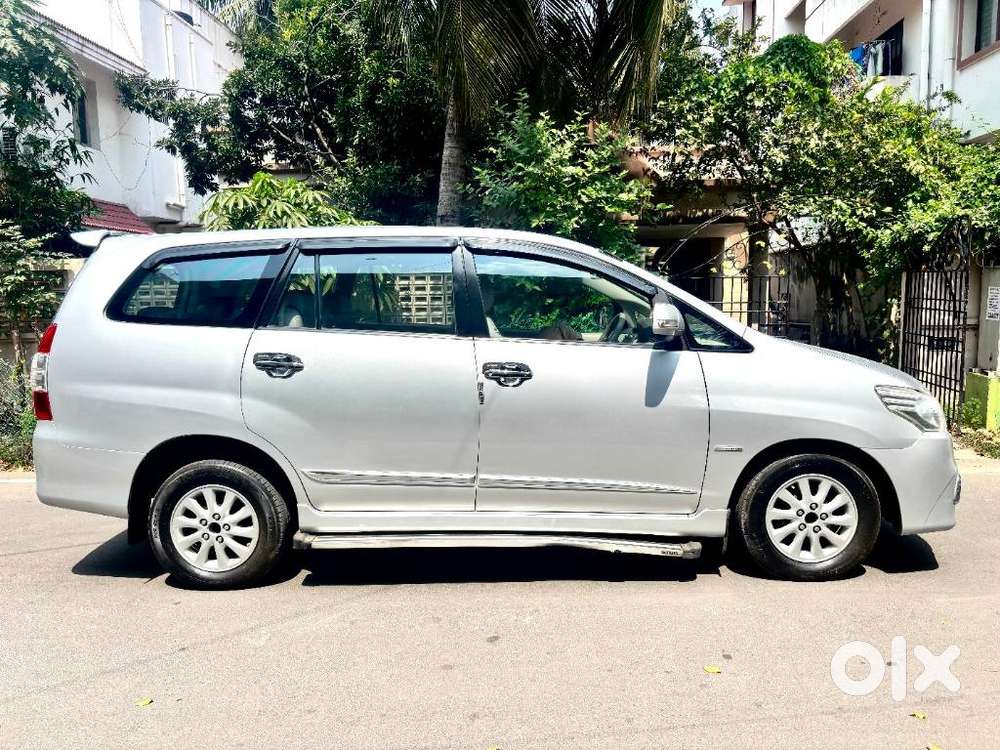Toyota Innova 2.5 V 8 Str, 2014, Diesel