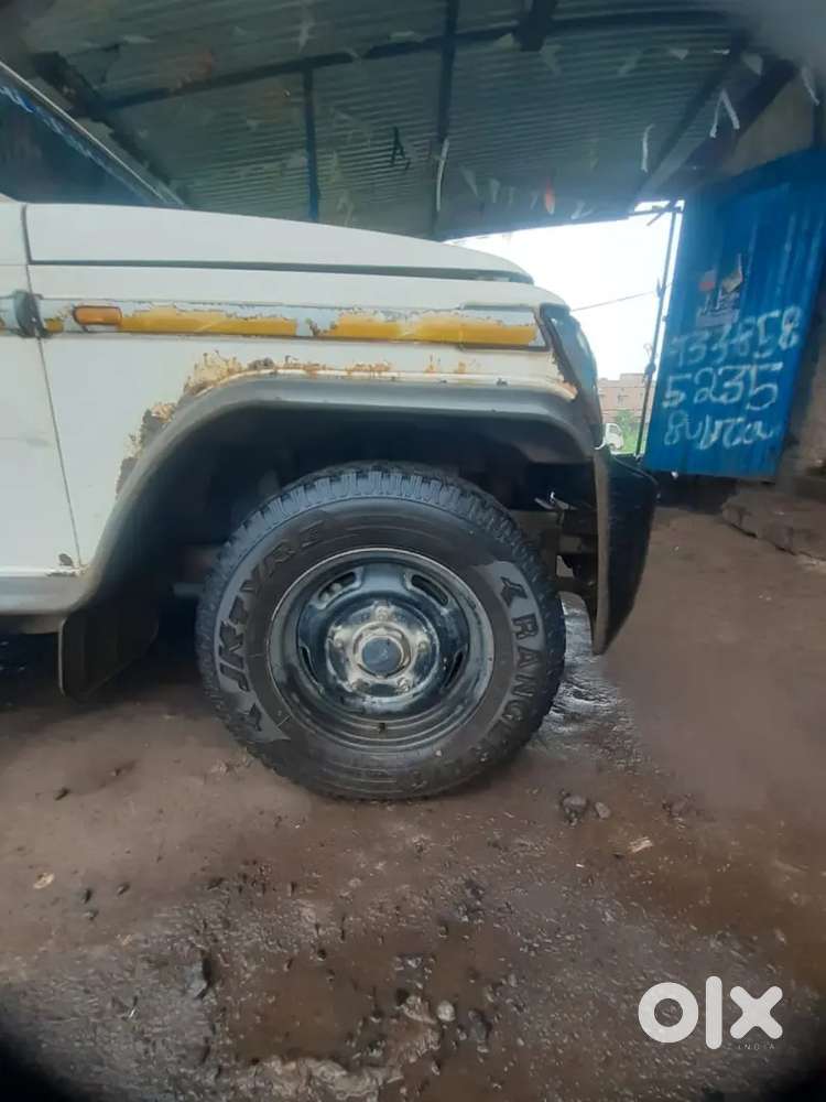 Well Maintained Bolero Plus 2019 Model 9 Seater