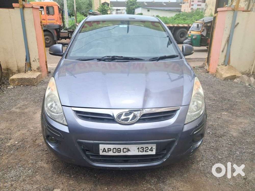 Hyundai I20 Sportz 1.2 Bs-iv, 2012, Petrol