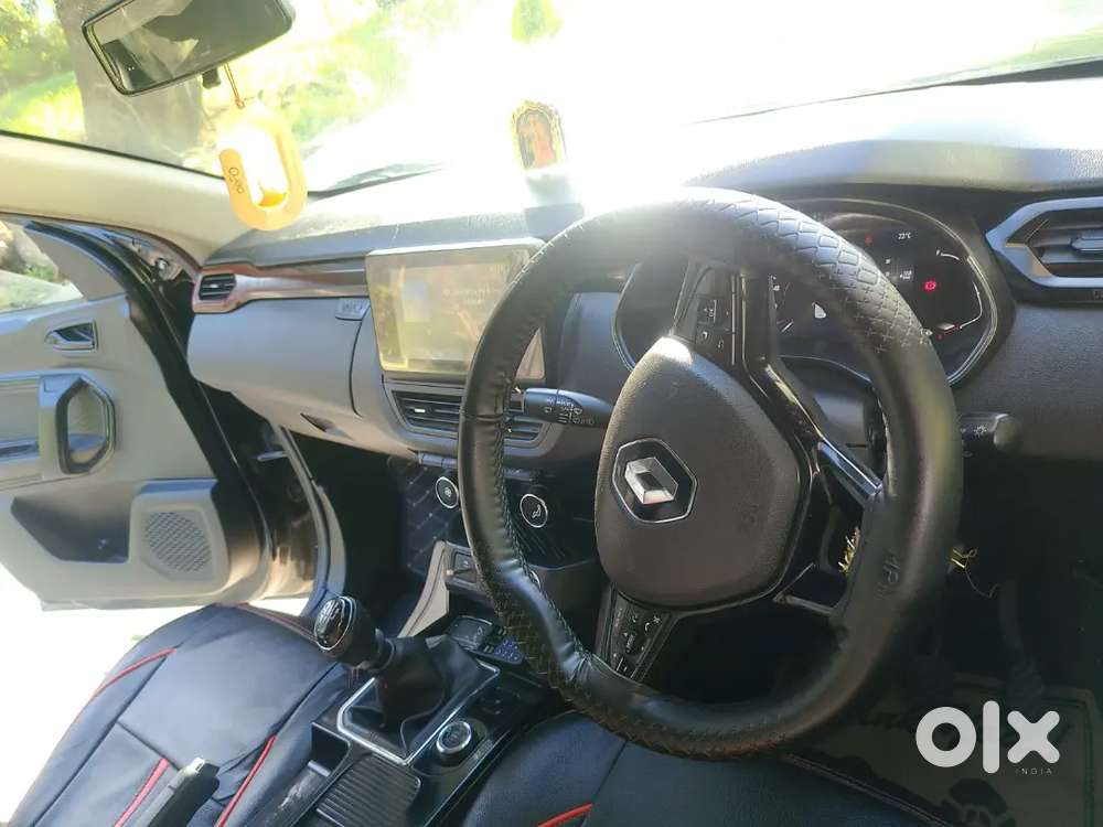 Mahindra Renault Logan 2023 Petrol 22000 Km Driven