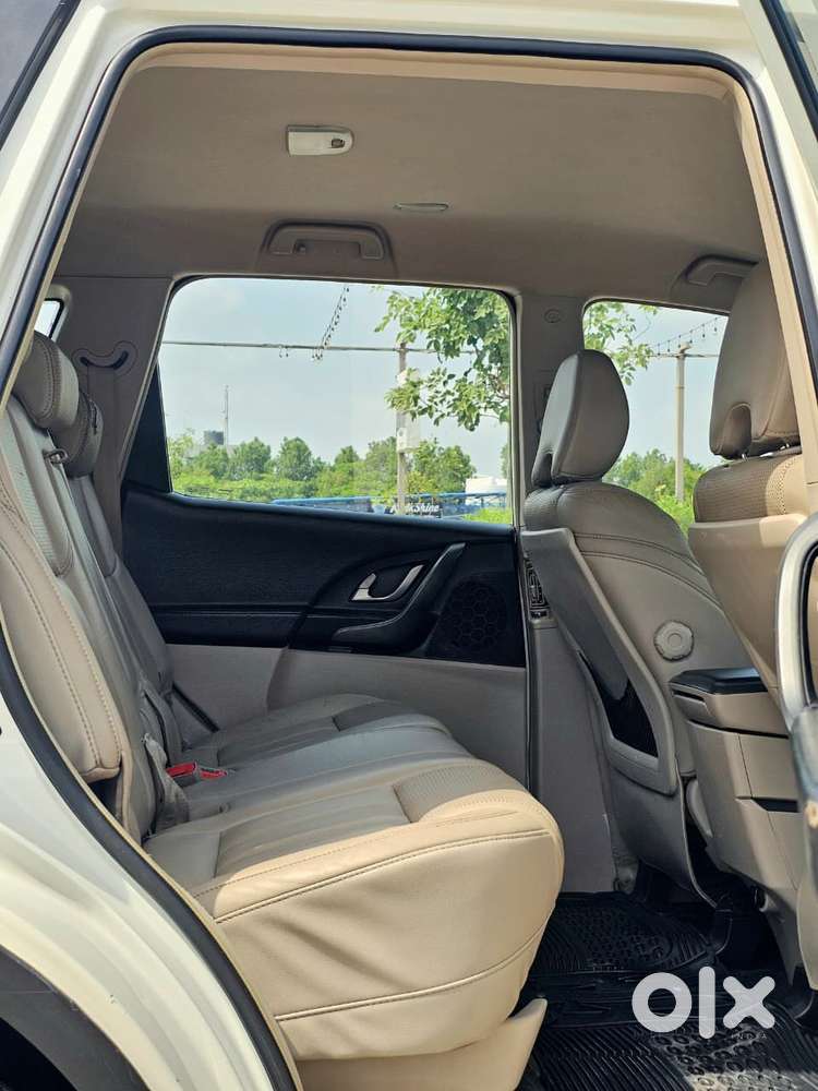 Mahindra Xuv500 W8, 2015, Diesel