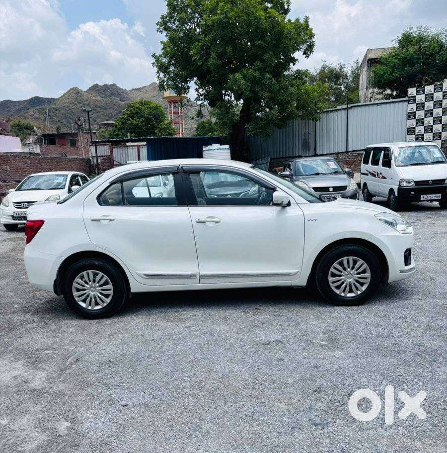 Maruti Suzuki Swift Dzire 1.2 Vxi Bsiv, 2019, Cng & Hybrids