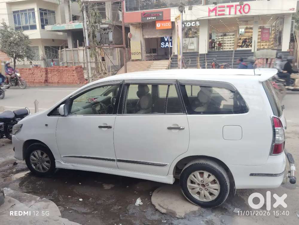 Toyota Innova 2013 Diesel Well Maintained