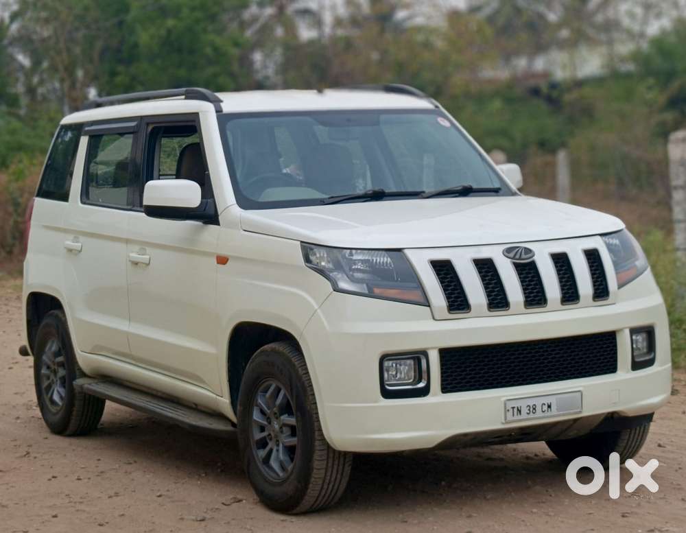 Mahindra Tuv 300