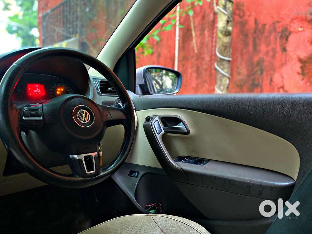 Volkswagen Vento 1.6 Highline Plus 16 Alloy, 2013, Petrol