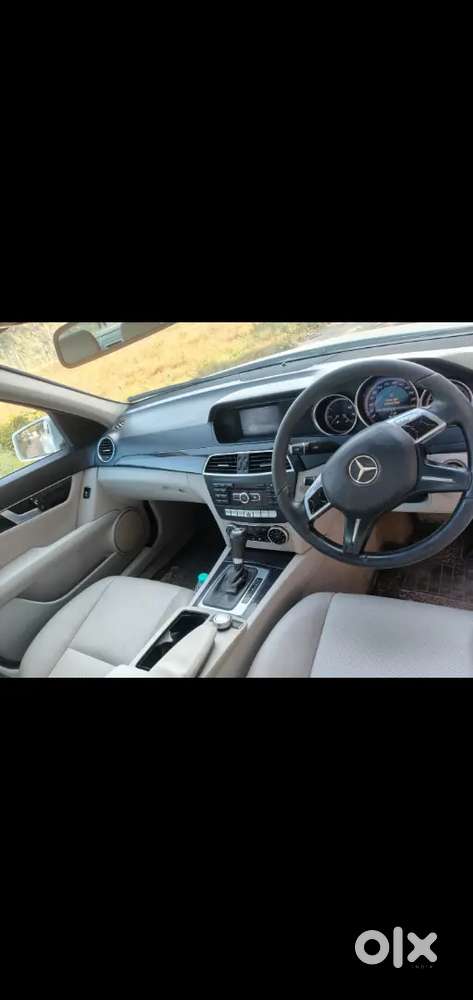 Mercedes Benz C220d