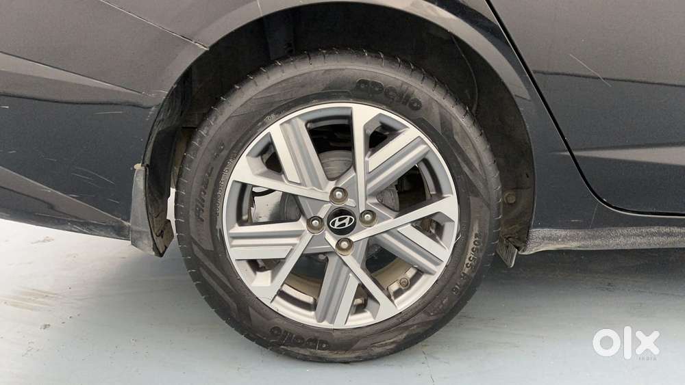 Hyundai Verna Sx 1.5 Petrol Ivt, 2023, Petrol