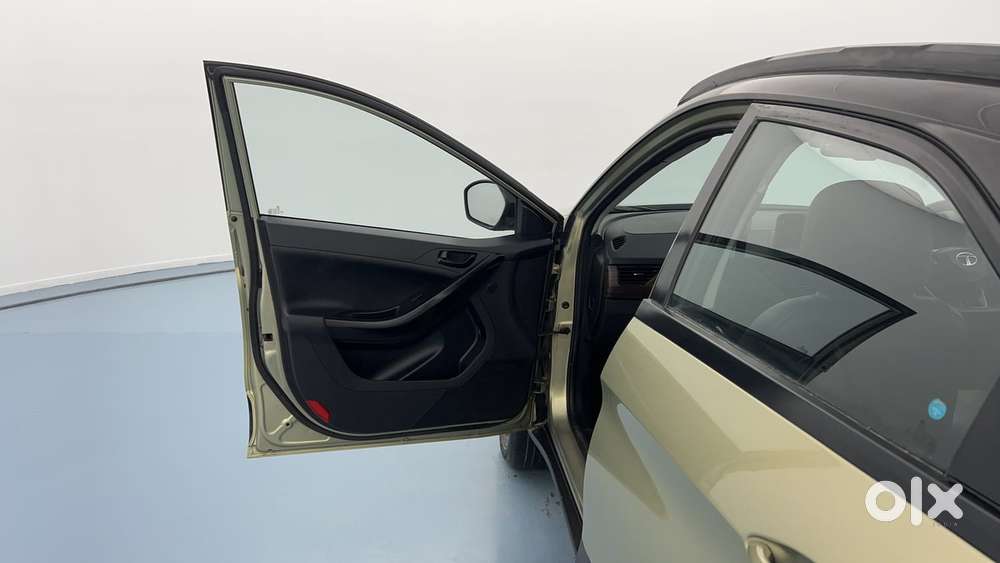 Tata Nexon 1.2 Revotron Xz Plus Kaziranga, 2022, Petrol