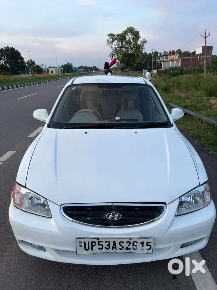 Hyundai Accent Gl Petrol 2011
