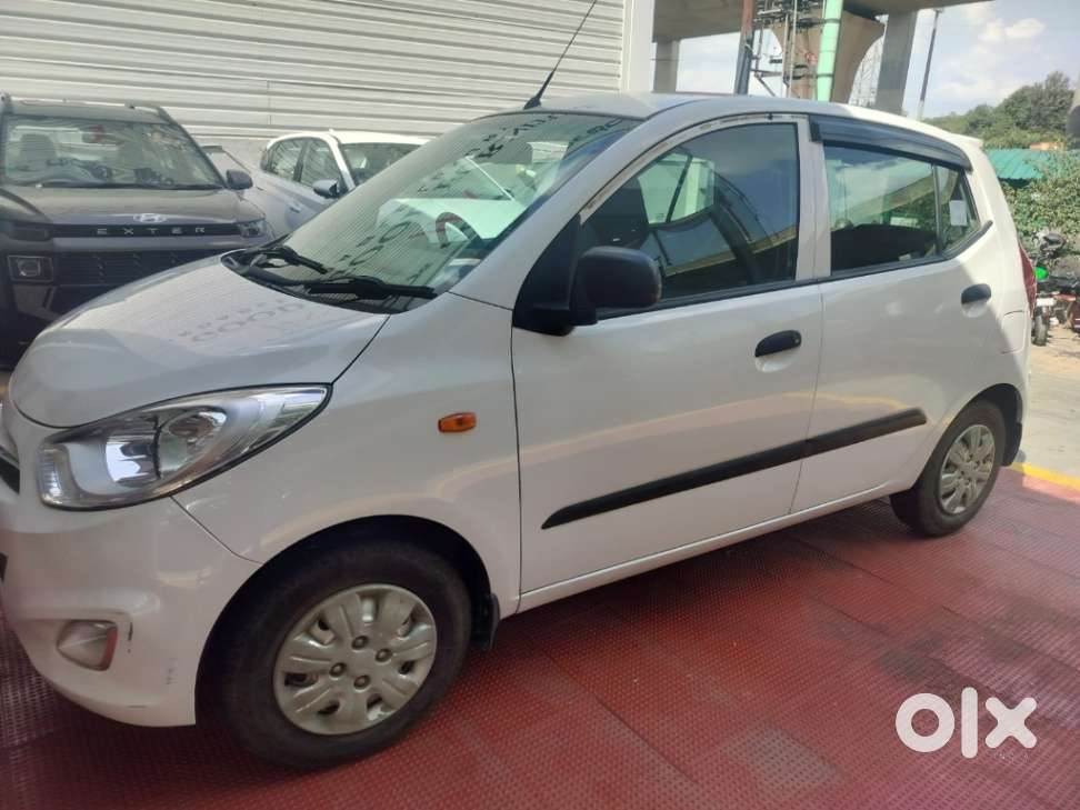 Hyundai I10 Magna O, 2015, Petrol