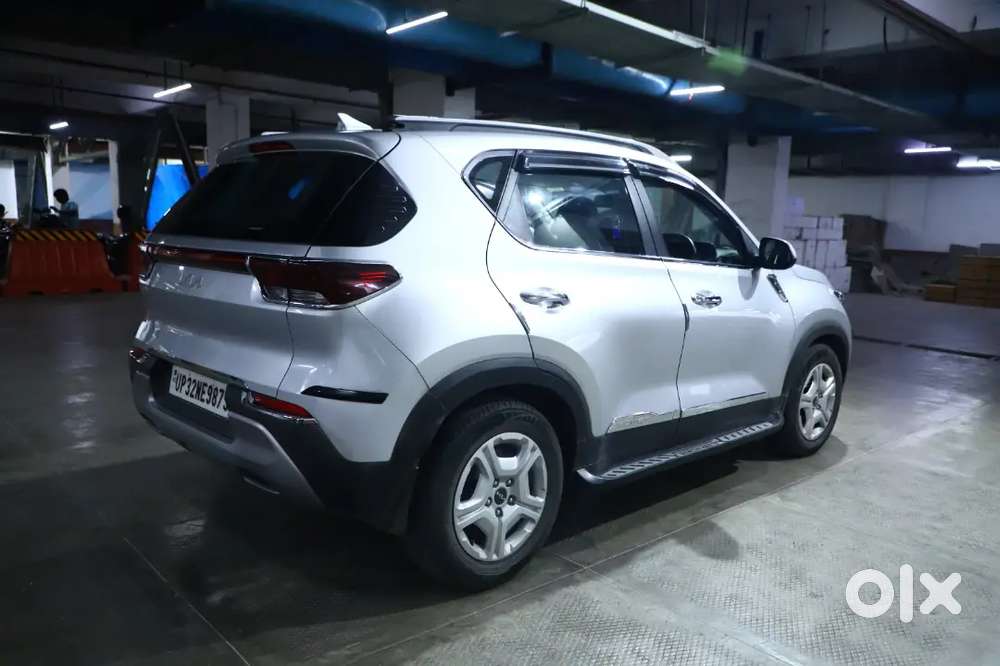 Showroom Condition Kia Sonet