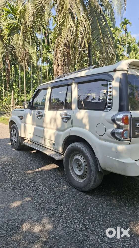 Mahindra Scorpio Classic 2015 Diesel 230000 Km Driven