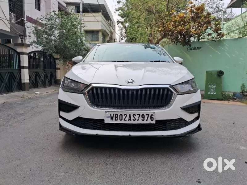 Skoda Slavia Active 1.0l Tsi Mt, 2022, Petrol