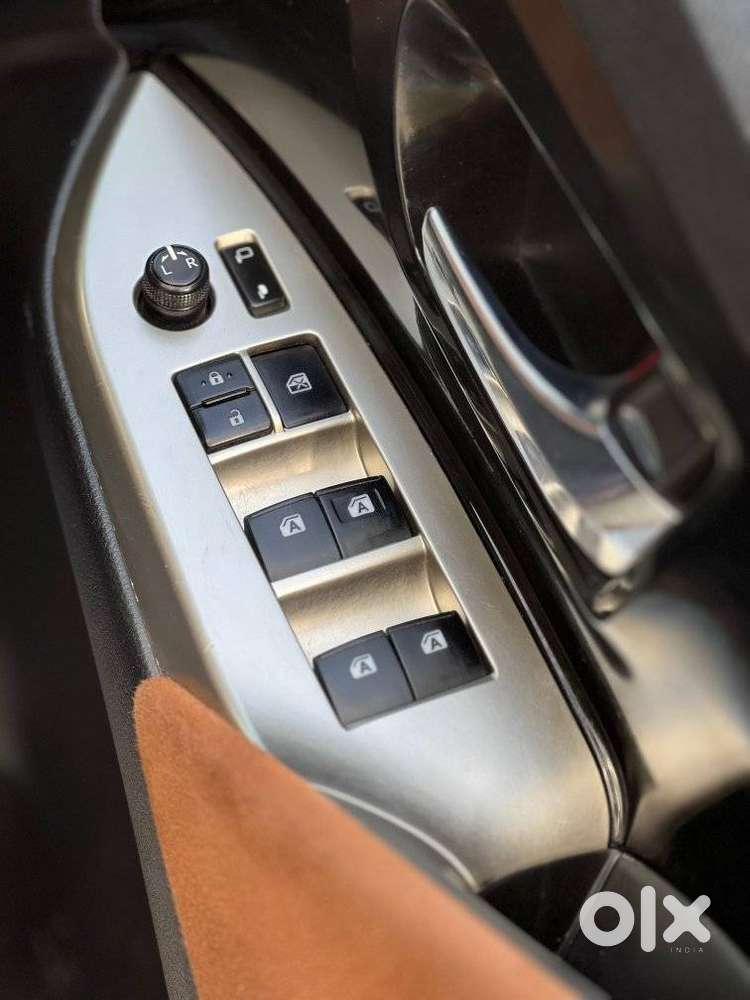 Toyota Innova Crysta 2.8z Automatic, 2018, Diesel