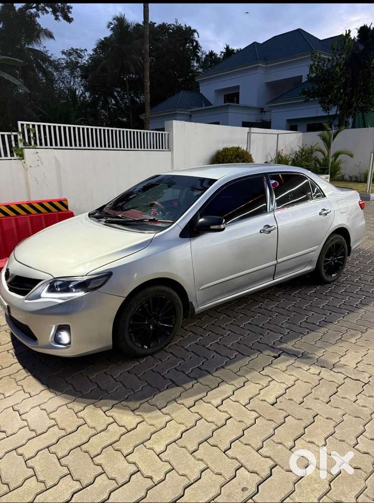 Toyota Corolla Altis 2012 Diesel Well Maintained