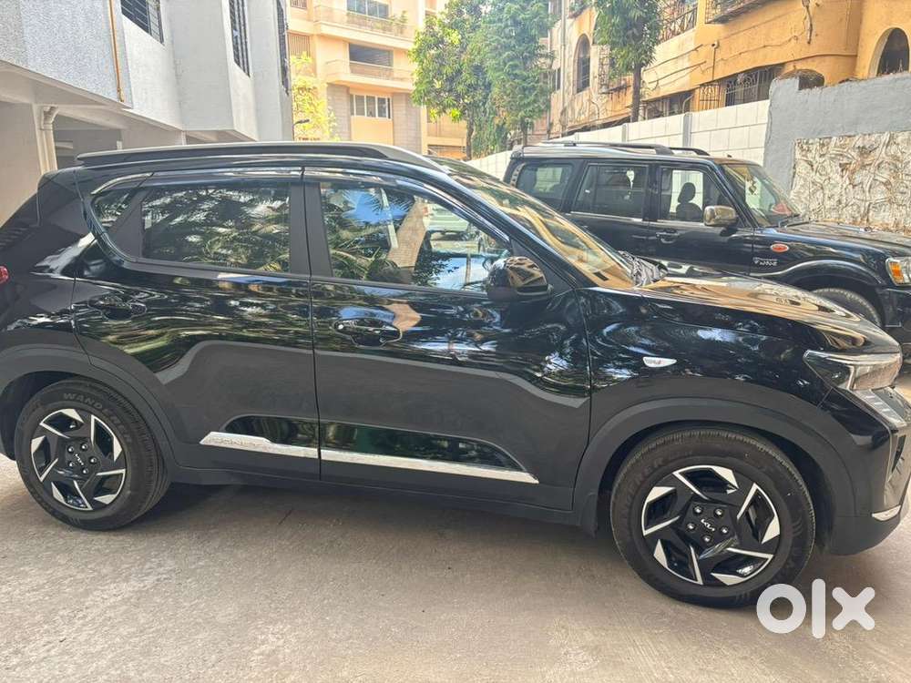 Kia Sonet 2025 Petrol 9900 Km Driven