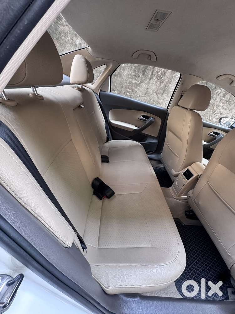 Volkswagen Vento 1.6 Highline, 2017, Petrol