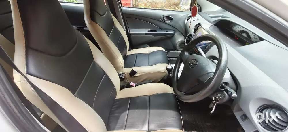 Toyota Etios Liva 2012