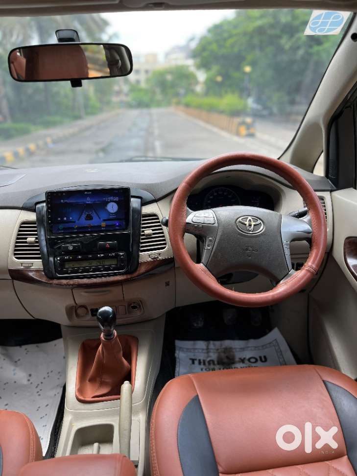 Toyota Innova 2.5 Vx 8 Str Bs-iii, 2012, Diesel