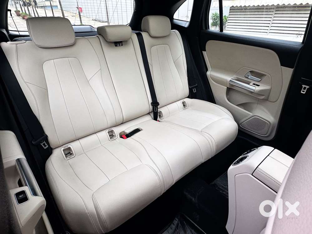 Mercedes-benz Gla 200, 2023, Petrol