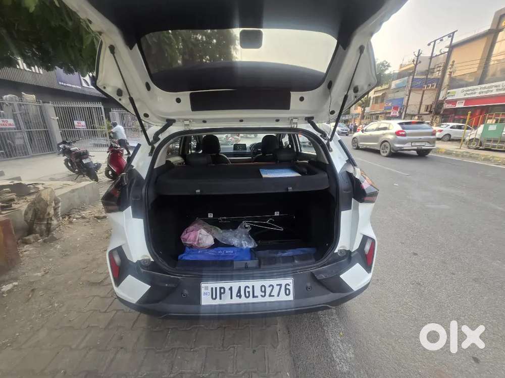 Tata Nexon 2025 Petrol 14600 Km Driven