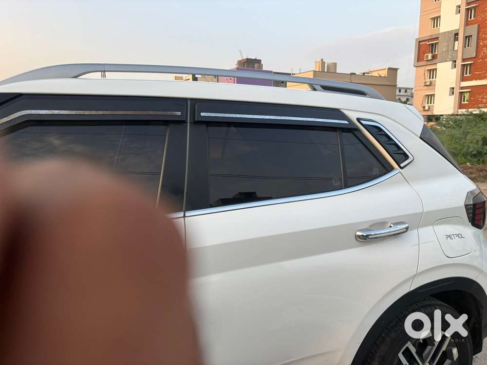 Hyundai Venue Petrol 2022 With Brand New Yokohoma Tyres