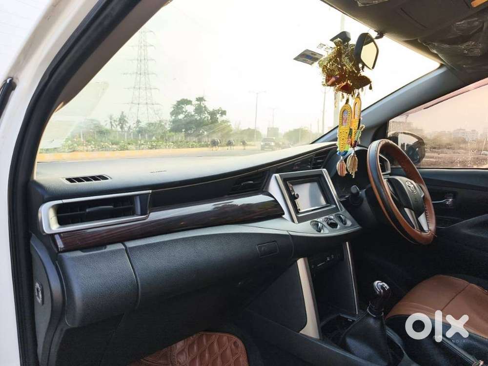 Toyota Innova Crysta 2.4 G Mt 8s, 2018, Diesel