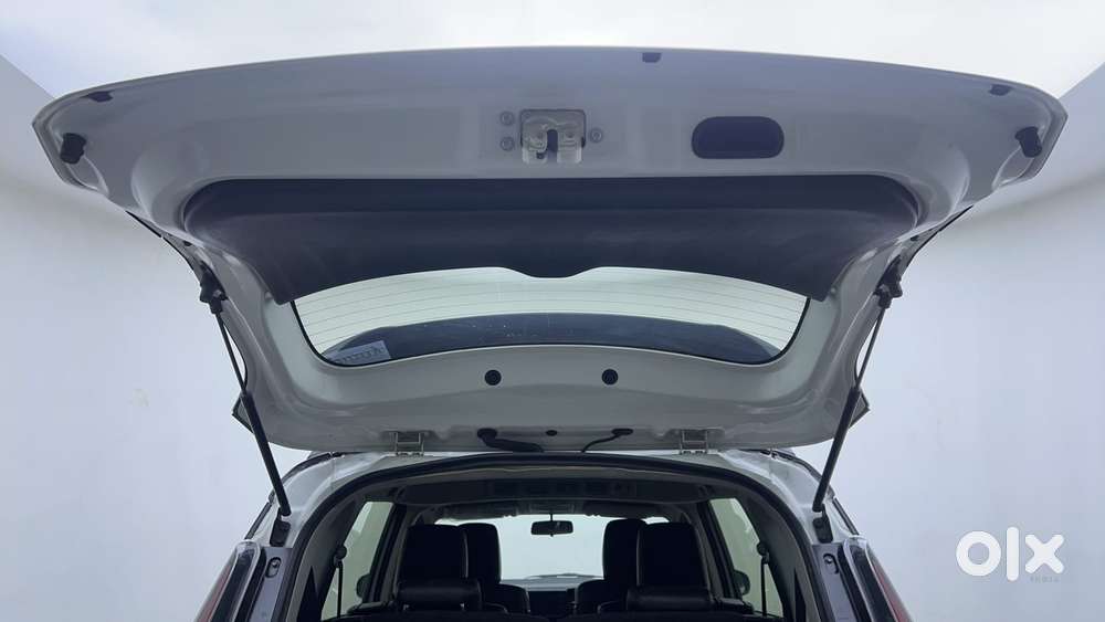 Maruti Suzuki Xl6 1.5 Alpha Plus Mt, 2022, Petrol