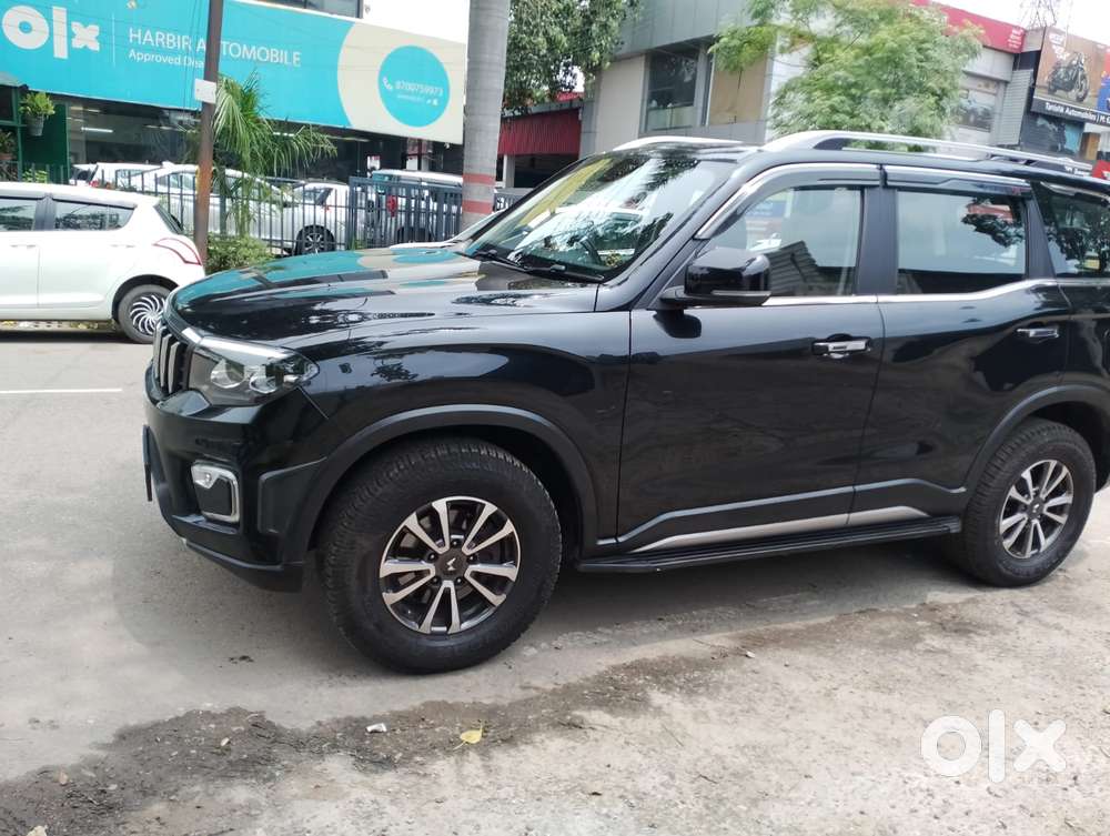 Mahindra Scorpio N Z8 Petrol At 7 Str, 2024, Petrol