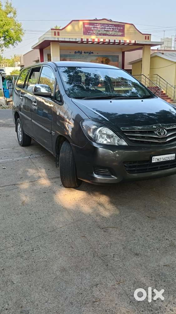 Toyota Innova 2.5 V 7 Str, 2011, Diesel