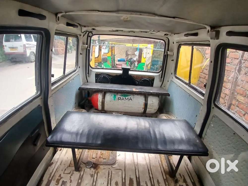 2013 Model, 7 Seater, Private Parmit, Rc Books,insurance Running